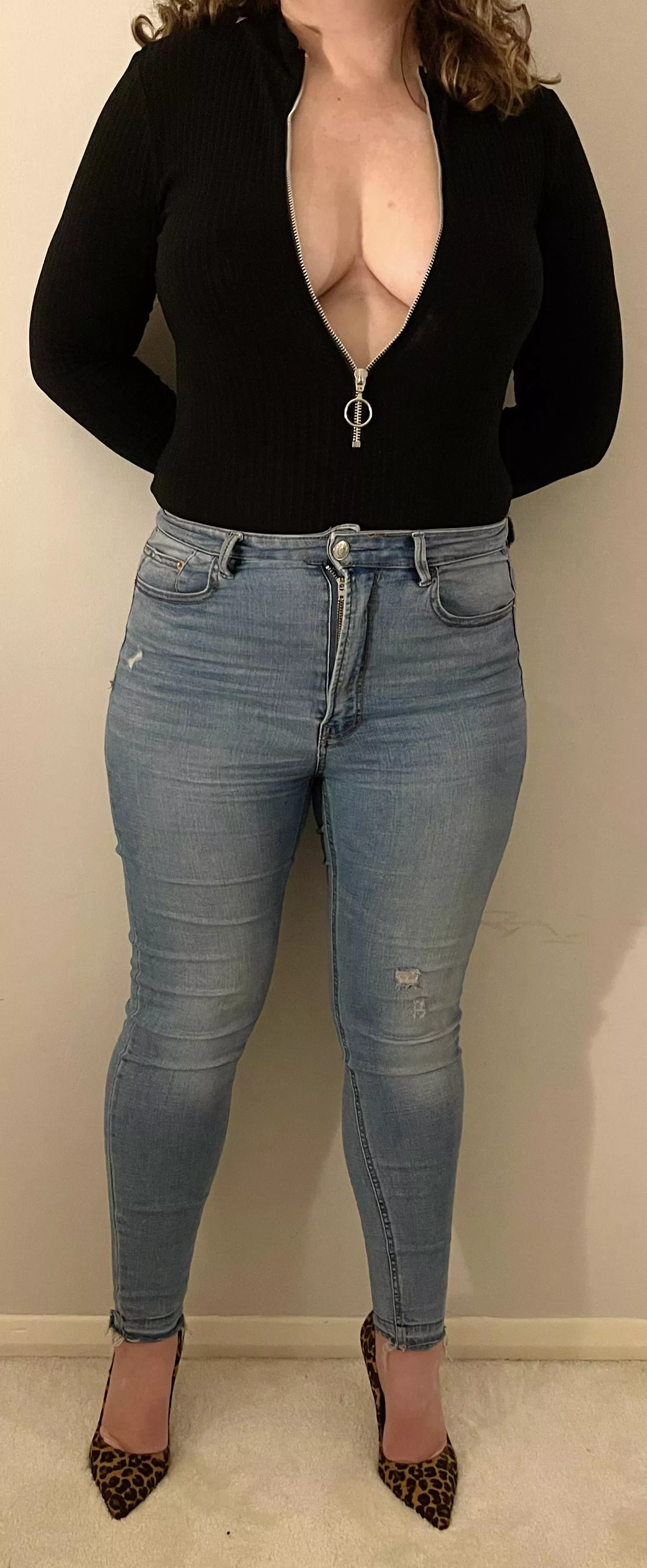 Wife’s date night outfit posted by FunmanX