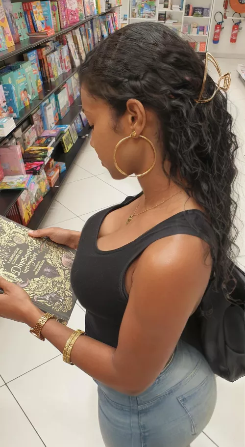 Your girl has a new picture, witch clothes on... by Notycon_x