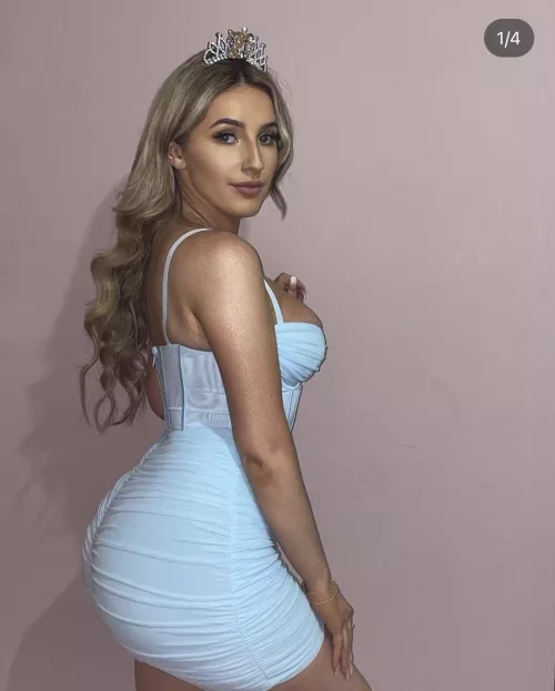 Fat bum by ChefRamsay96