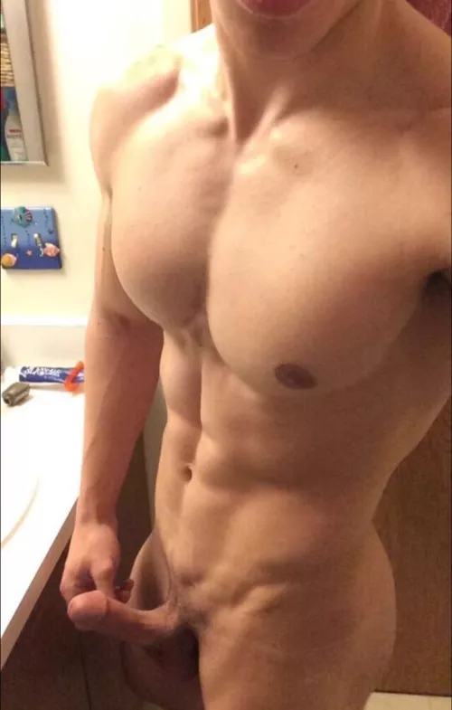 23 muscular dude boston @alex_smith4955 by boston4955