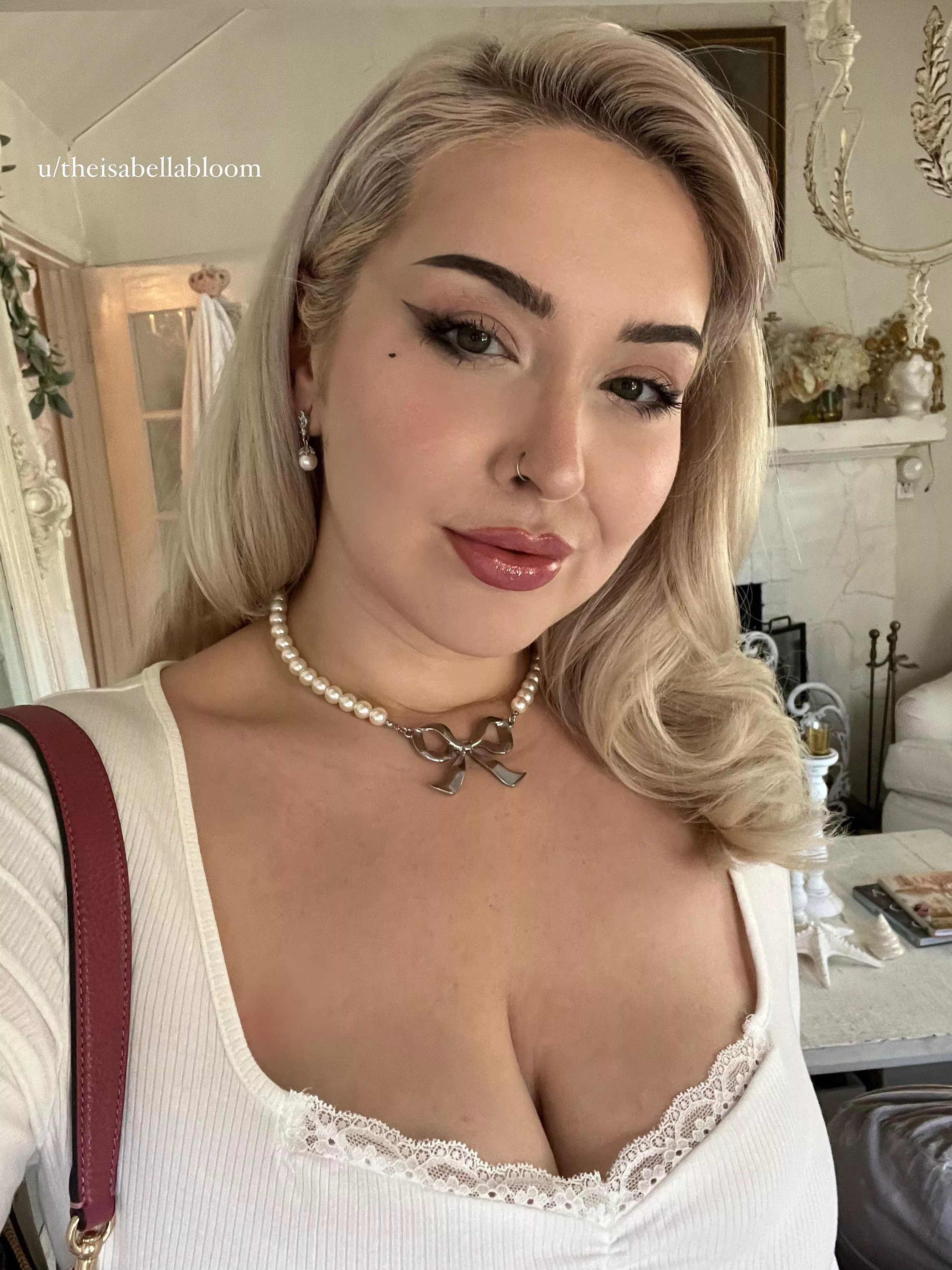 Are these lips kissable? posted by theisabellabloom