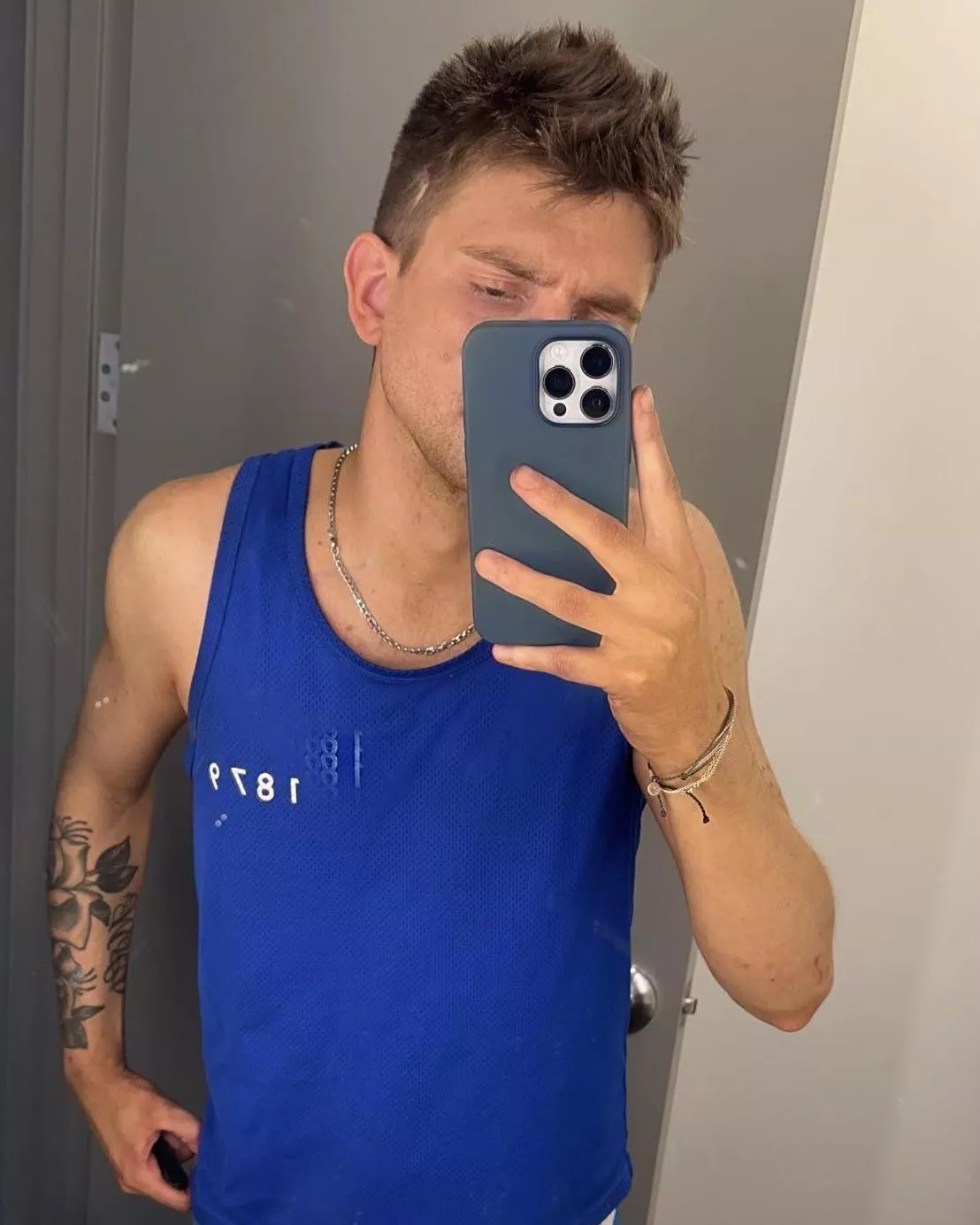 Bed head posted by paulmartinn_