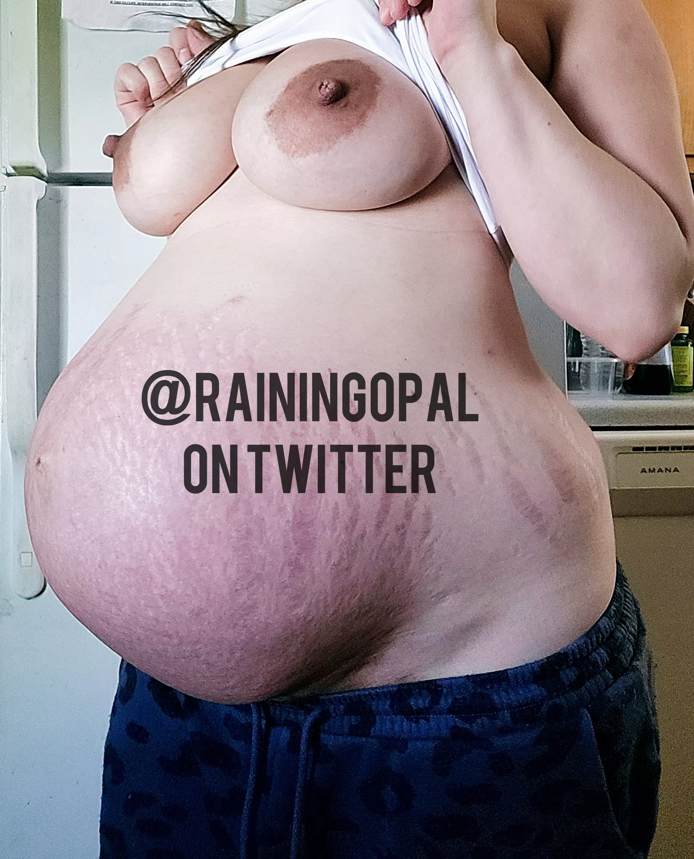 Can't wait until I look like this again, I know how weak it makes you ;) posted by ethottiemomof3