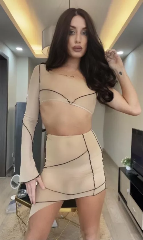 Do you think I should put a tong under my skirt or should mummy just let it show 😈🍆🏳️‍⚧️🇬🇧 by transtayxox