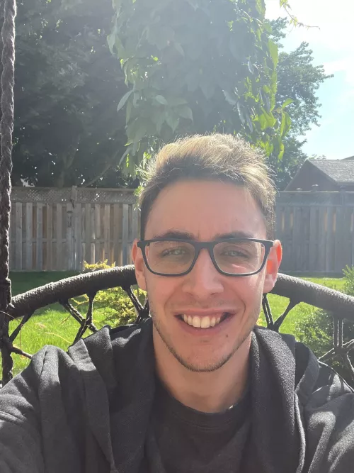 Enjoying some sun between tasks today! by Rayhel92