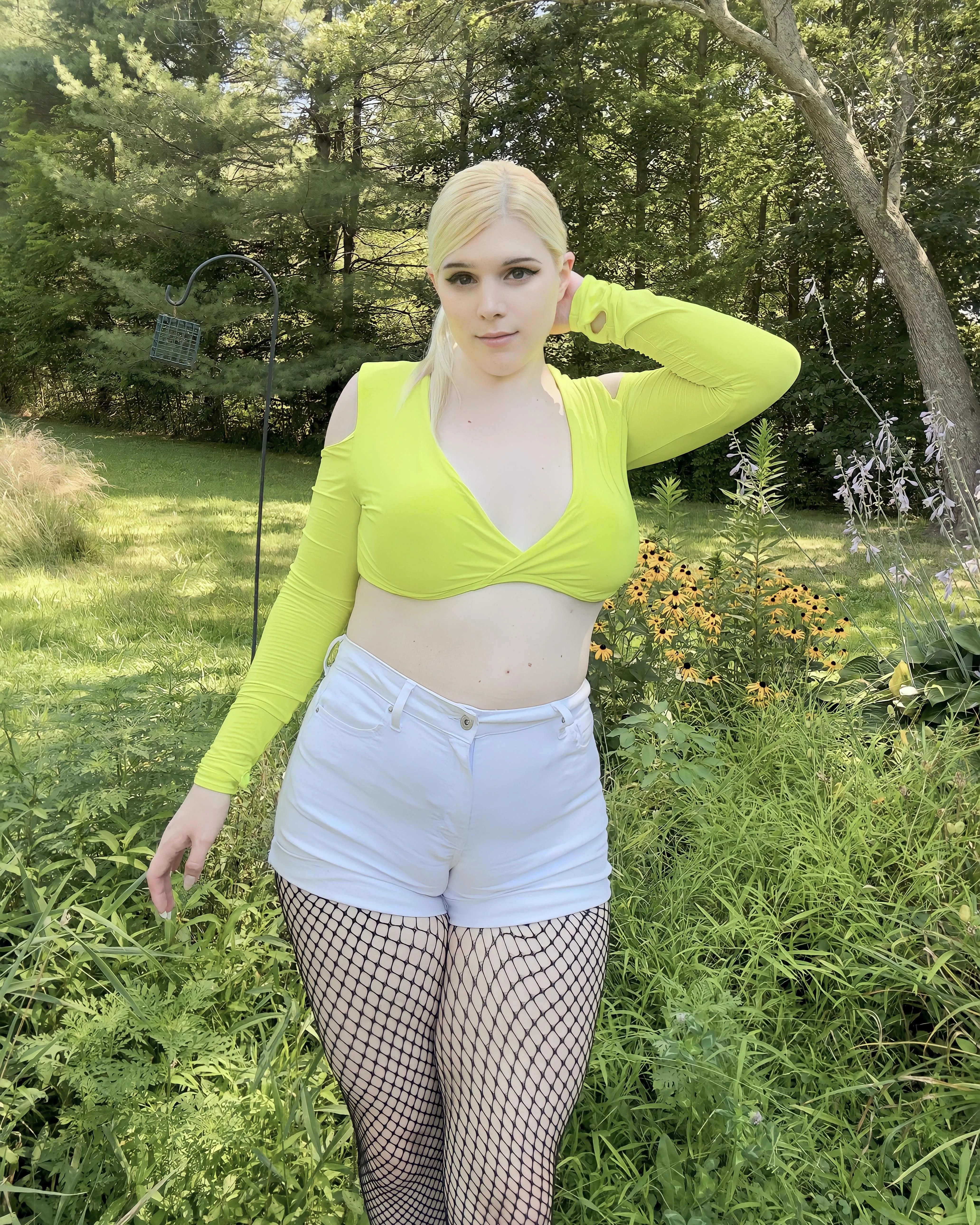 Femboy thighs in fishnet 😋 you like? posted by amandaraesfw