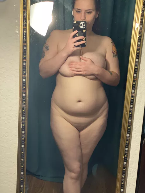 Girlfriend material? by EchoMaren