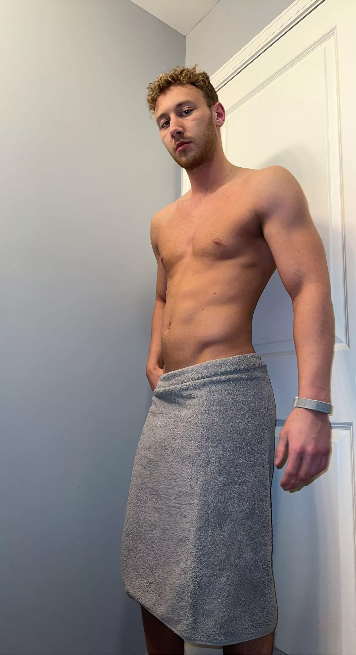 horny for some big butts posted by GeneOk5682