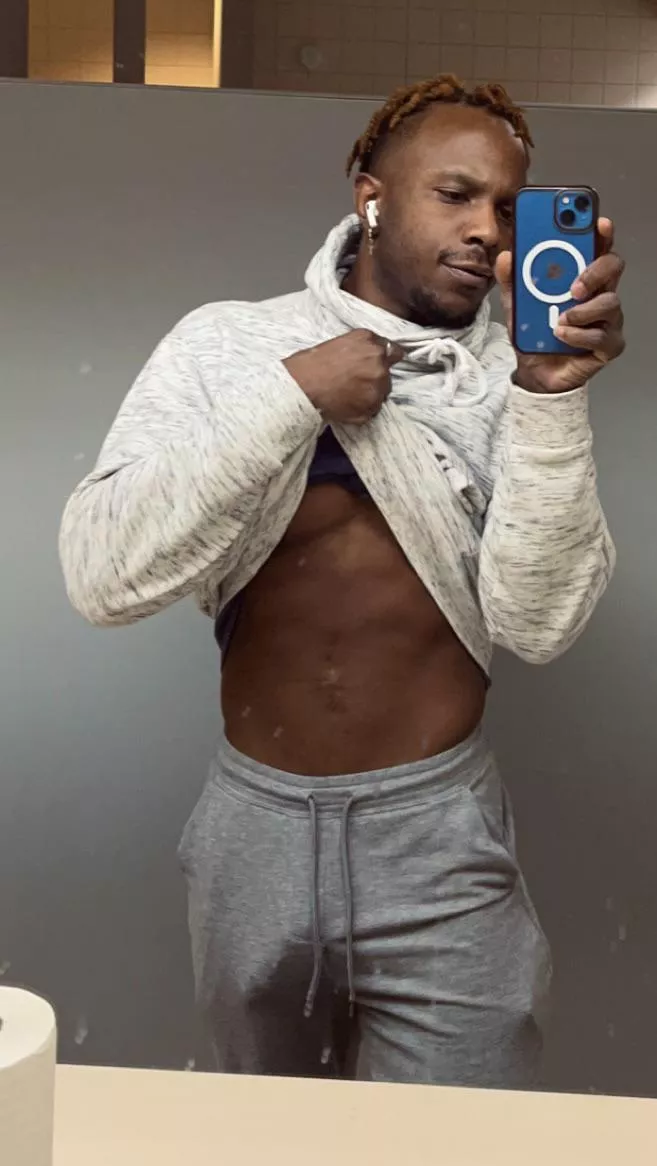 I wonder if somebody noticed.. posted by Obvious-Comfort6923