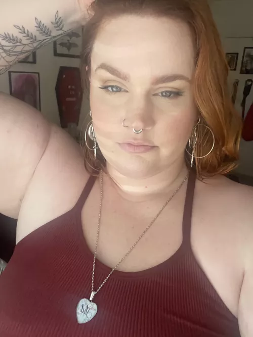 I’m loving my red hair by themoonminx