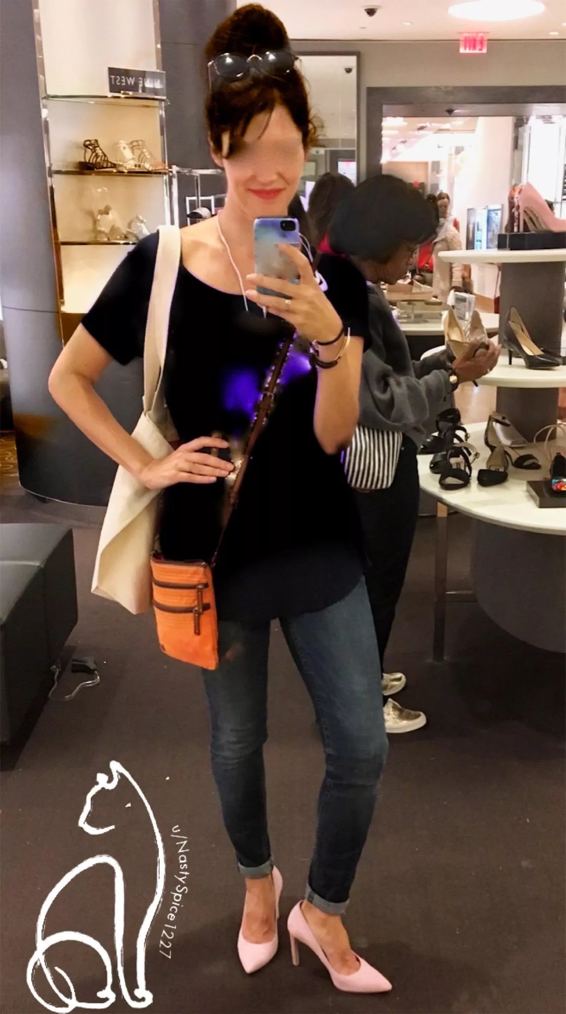 Lipstick and heels, just for you... (f45) posted by NastySpice1227