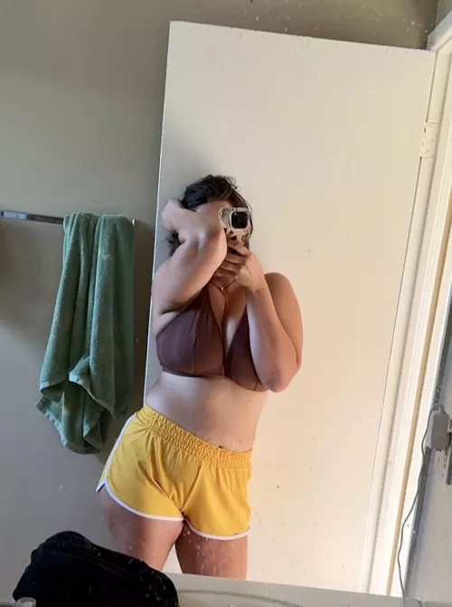 [Miss] G is not ready to abide by a dress code 😫 by mary_janes_page