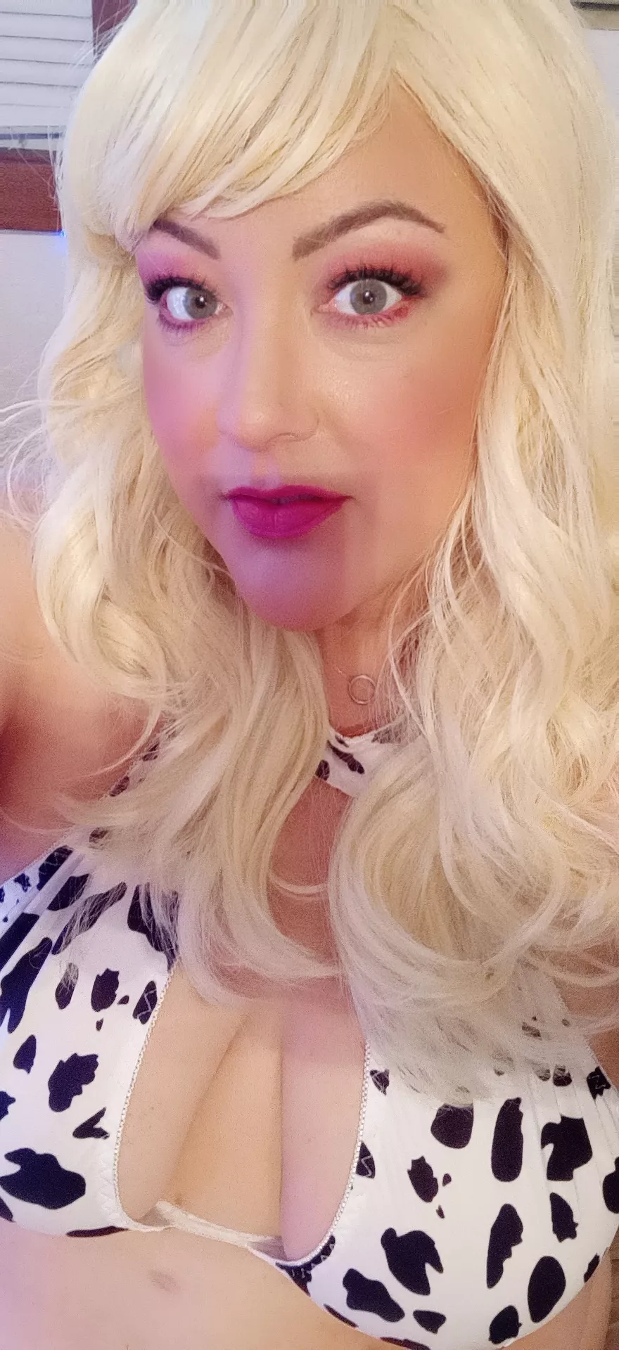 Moo. posted by ThickGothMilf