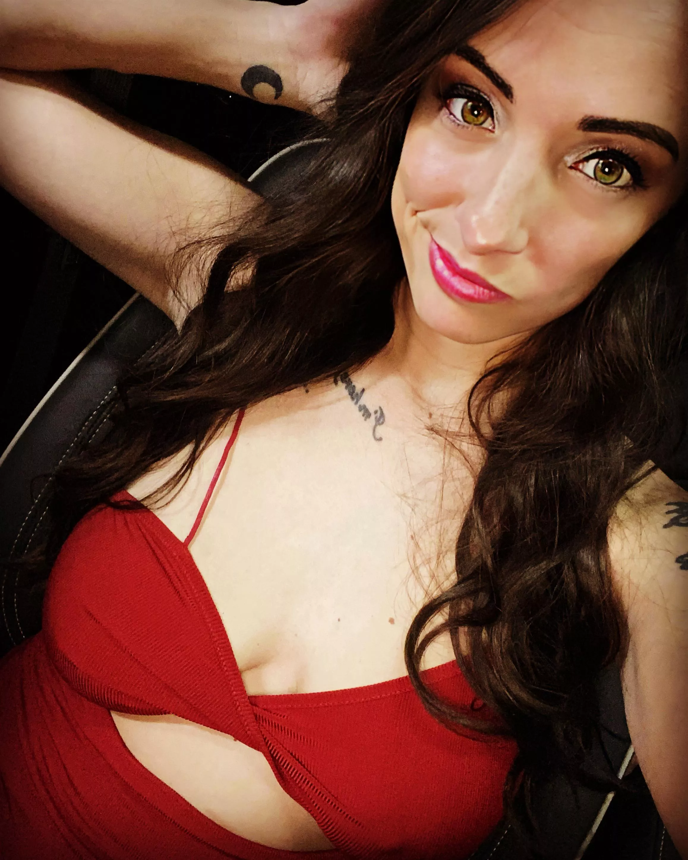 No panties 😉 posted by missxosugar