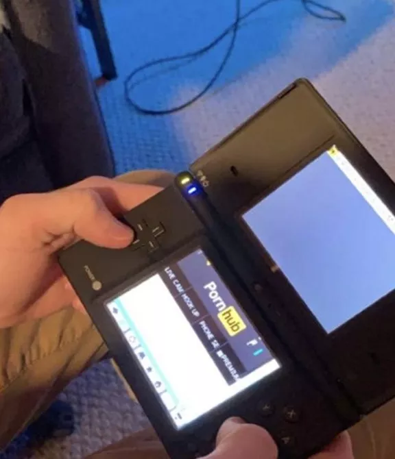 Power Radiates off this Image posted by HardErase