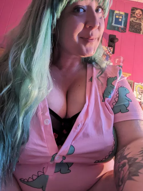 Ready for bed.. by EllesCuteFeets