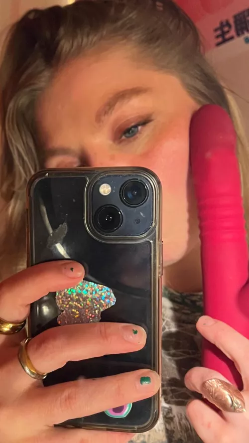 There is nothing hotter than showing off how well I can cum. U know where to go if u want to help me get there by sending me hot requests and messages 👅 💦 by Active-Collection-32