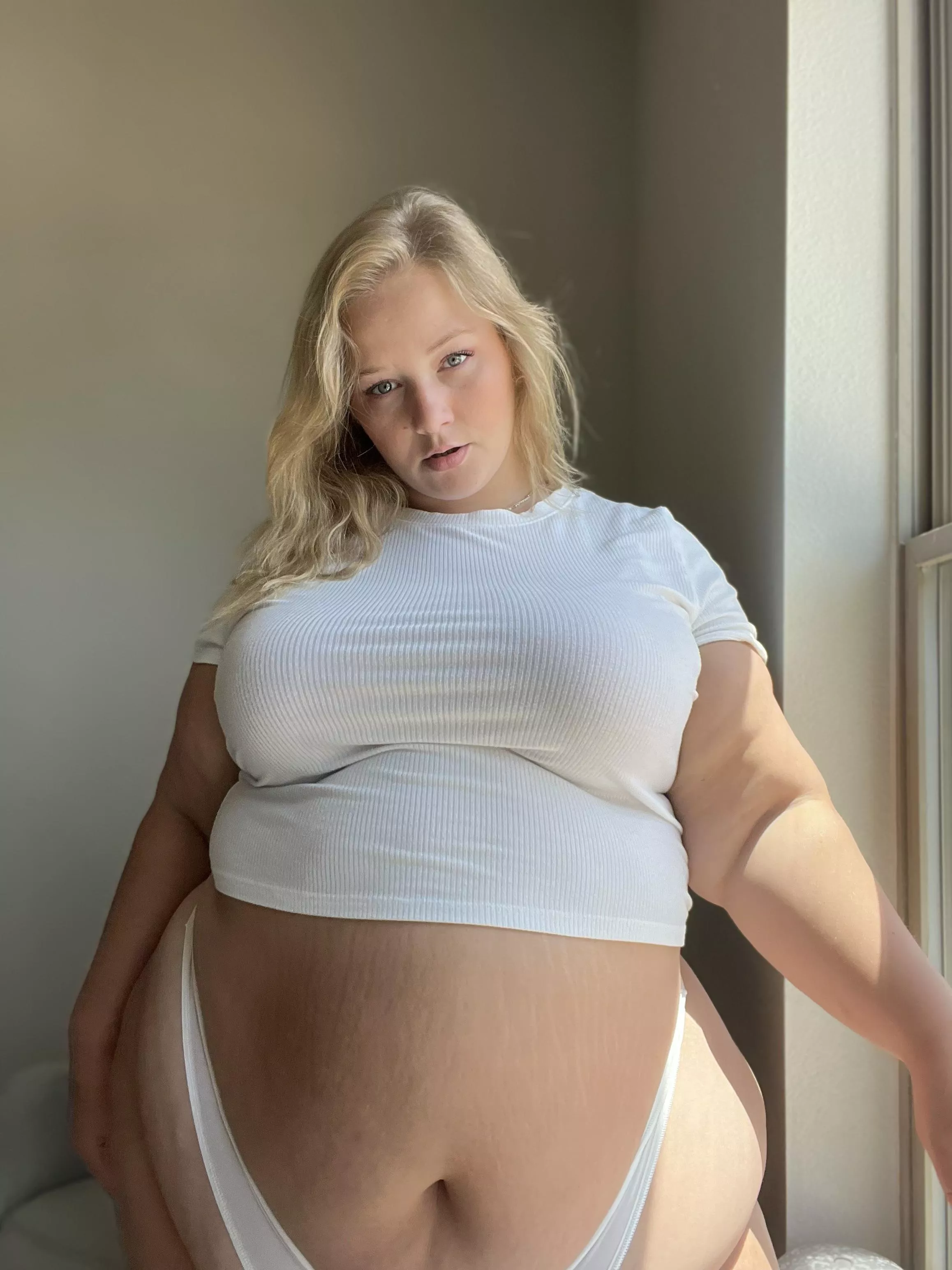 Turning into a ssbbw posted by ceciliaxemily