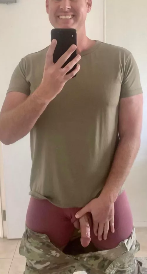 You can either drop and give me pushups or drop down and service my cock. Your choice! by slashbanter