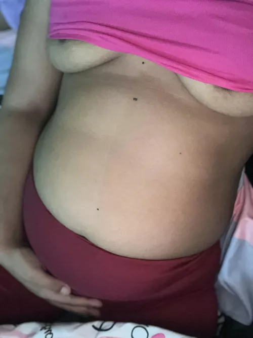 22 weeks 🥺 by Georgina_10