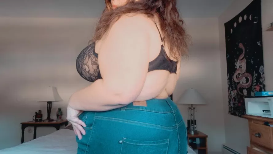 Am I your type? by Zombie-Cookies