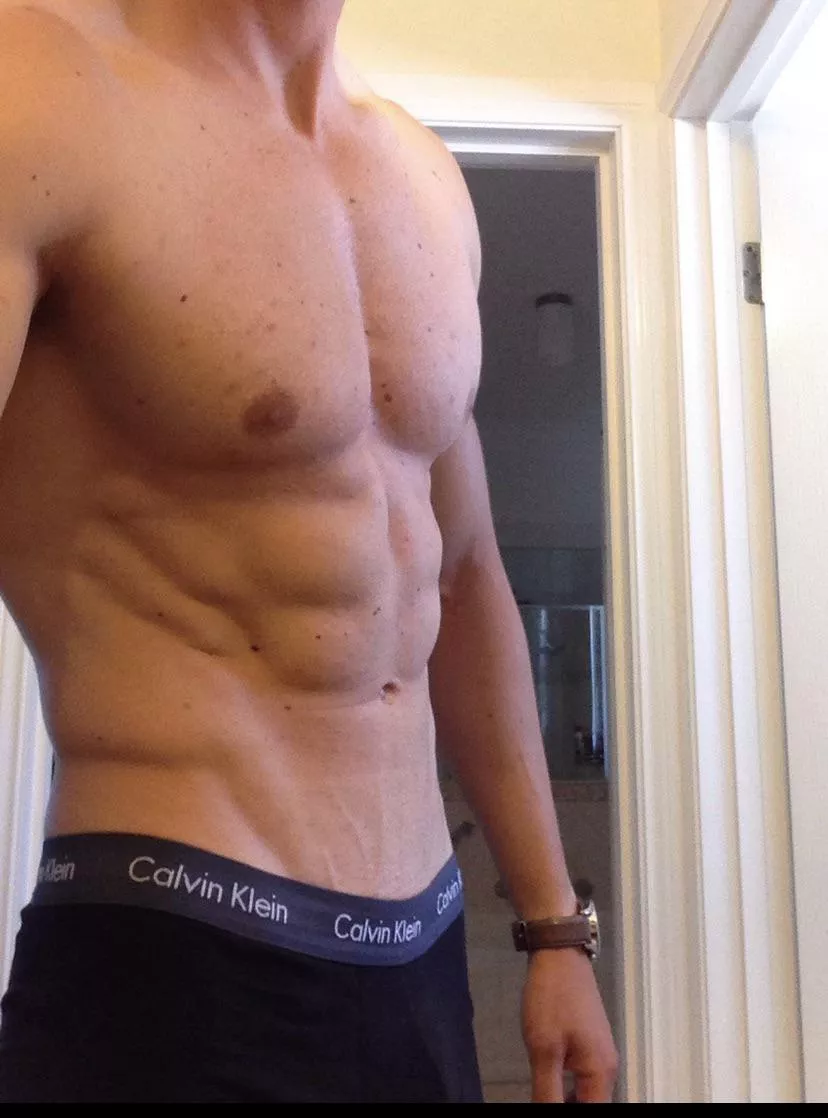 Are you coming to bed? posted by meeklySlither93