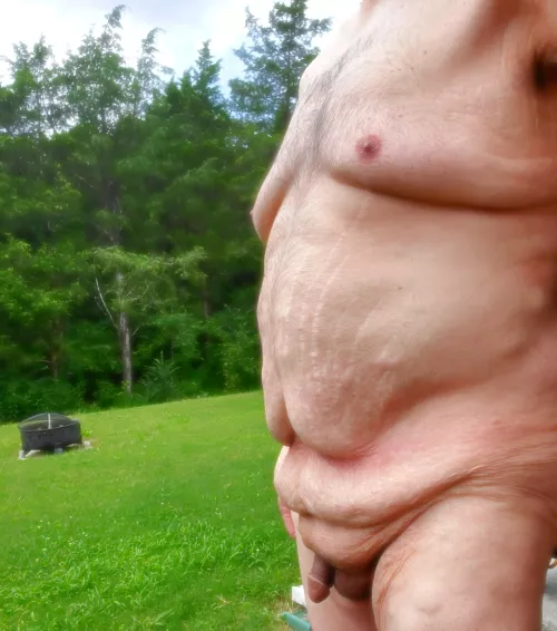 Decided to be naked outside. by hypermintyy