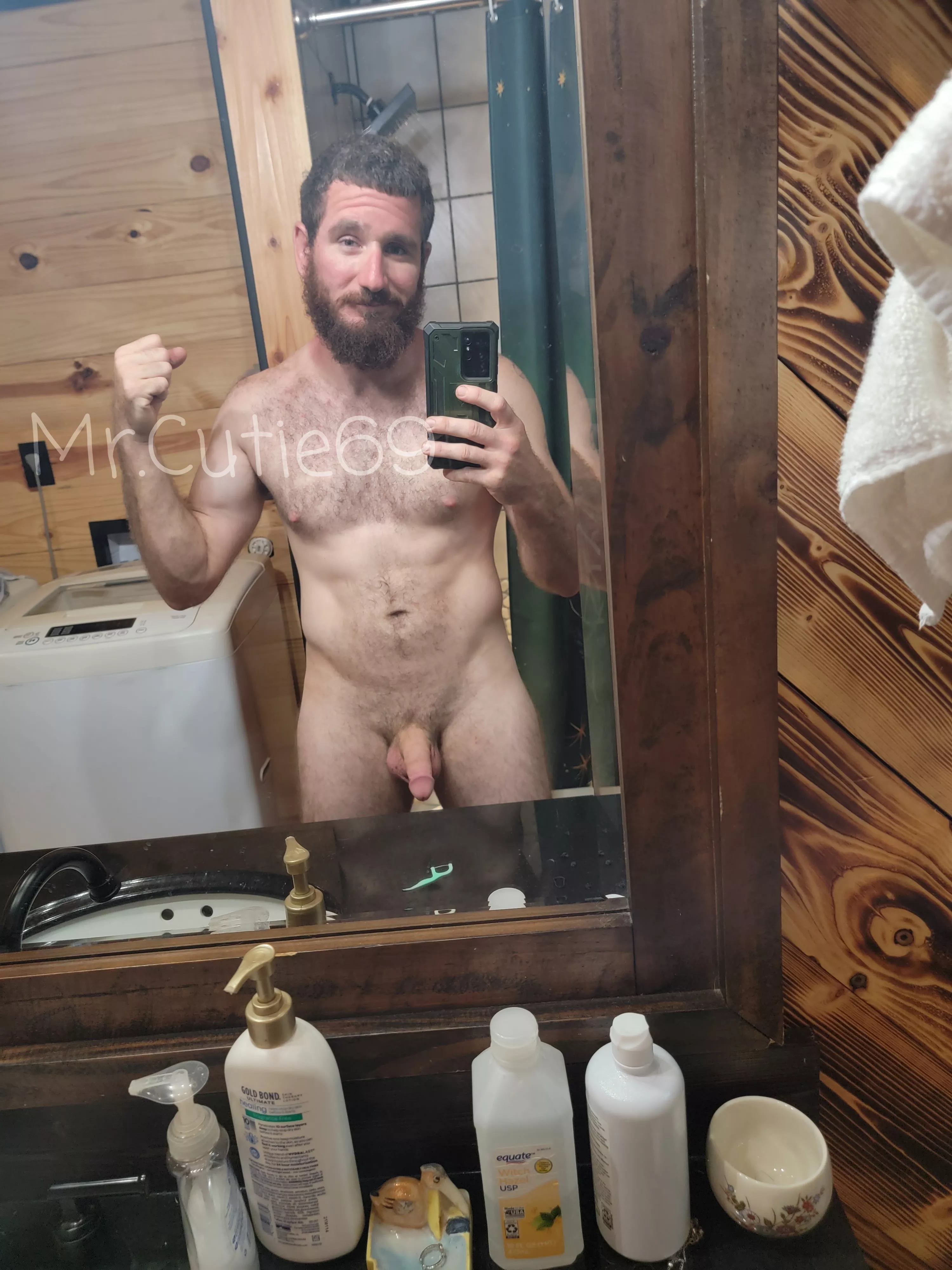 Gym day, everyday 💪🤣 posted by Mrcutie69