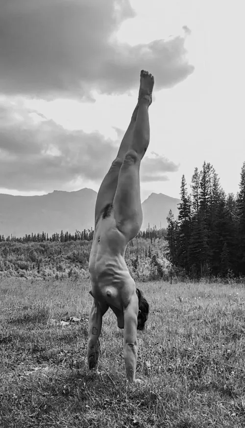 Having so much fun up here in Canada 🇨🇦 by Curiousmusclegirl