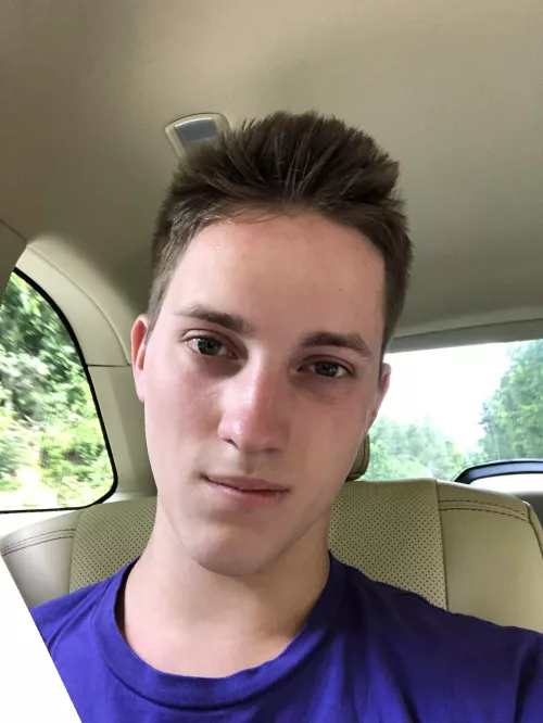 i friggin hate long car rides by Wizardo1010