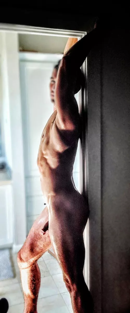 I like arching my back for you by ForBlueCarnation