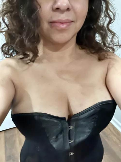 I think I’m going to answer the door to the Amazon prime guy like this! You think he’ll enjoy it? by Camila_la_bella_