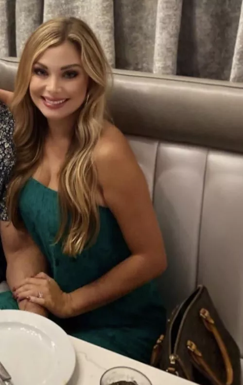 I would love to leave this restaurant and get naked by LaLady_xoxo