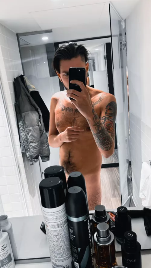 (m31) first time poster 🙋🏻‍♂️ by sinc1tyxx