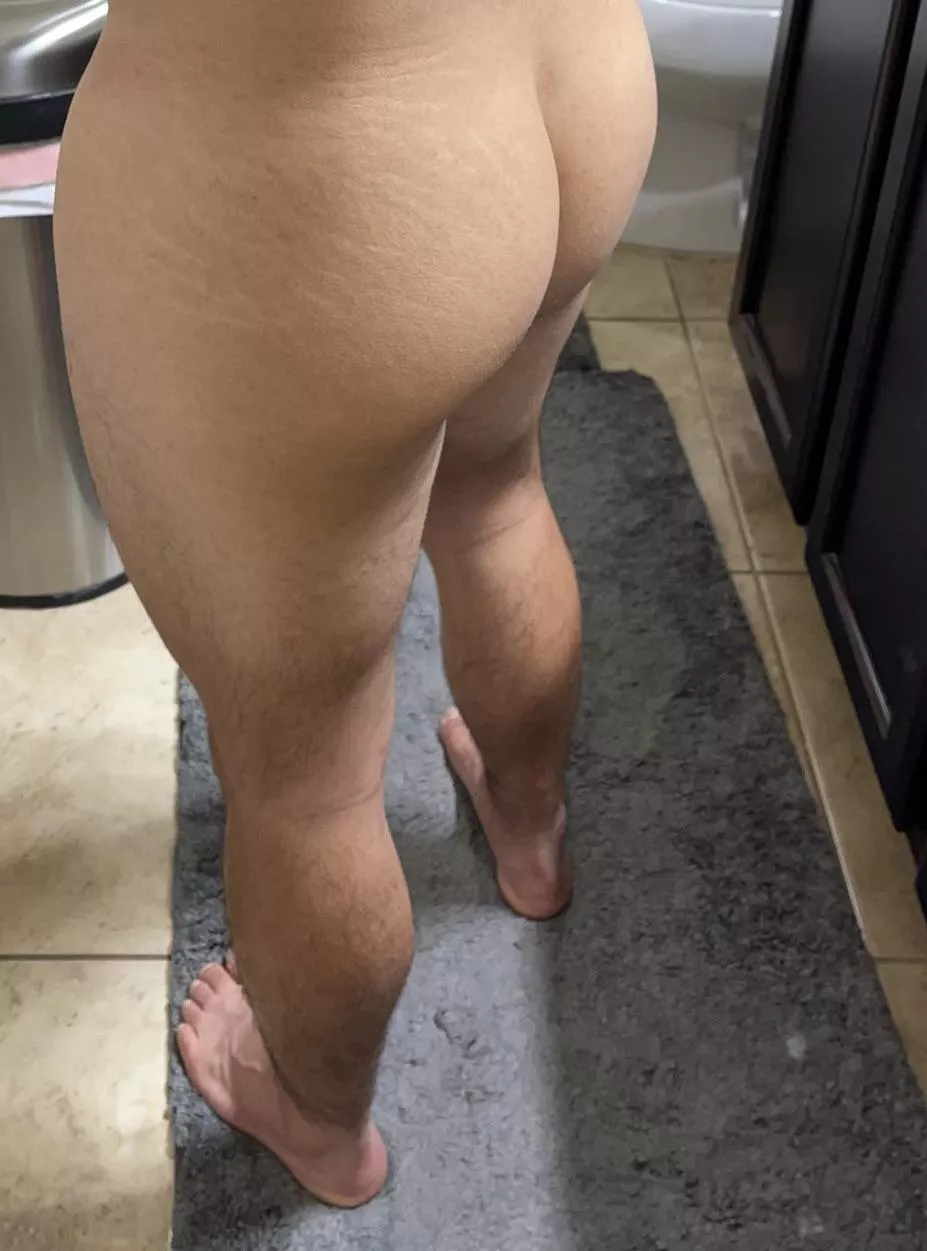 Midweek posted by Short_Mexican_Guy