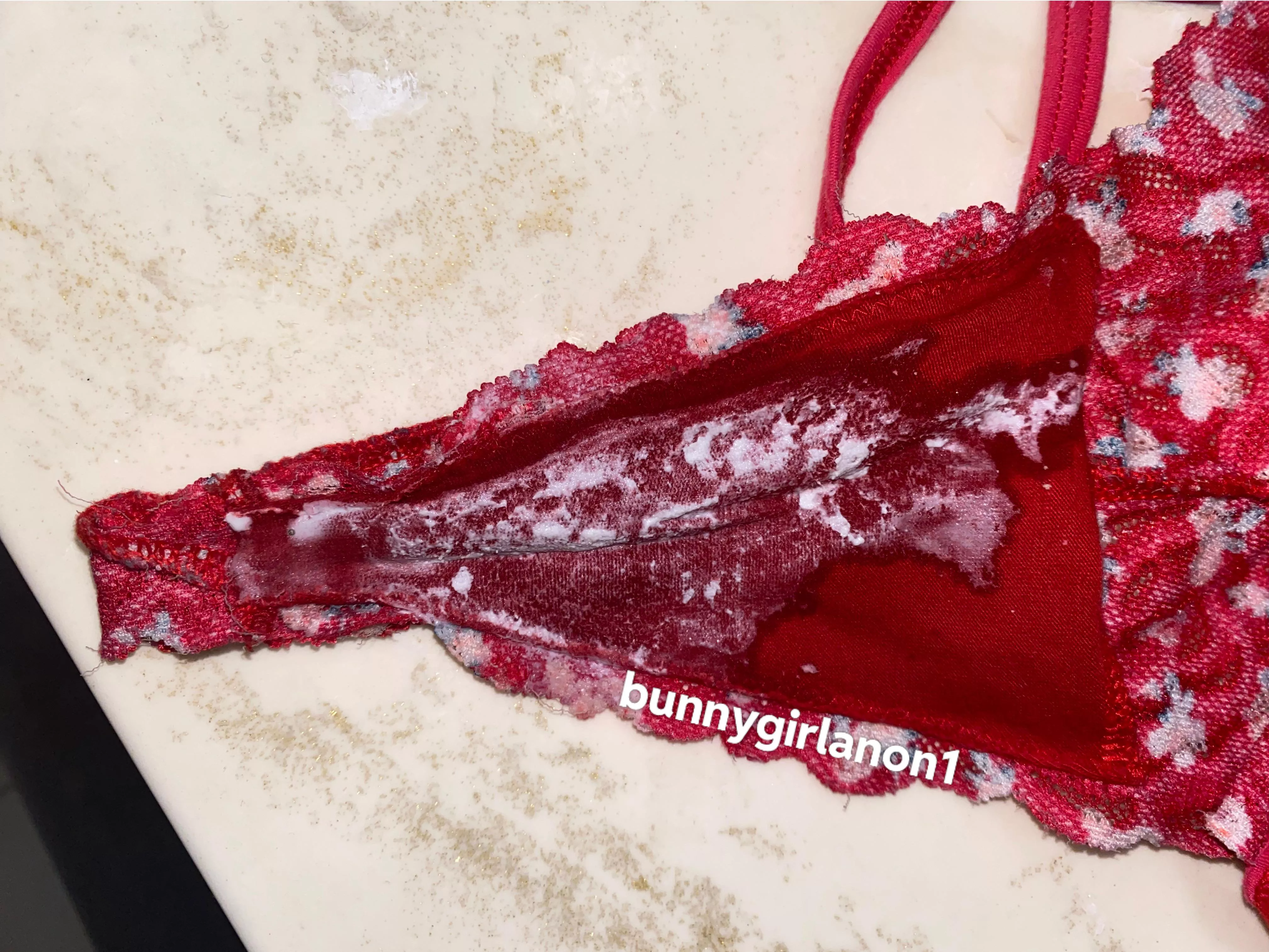 More fresh dirty panties from your favorite Japanese pussy posted by bunnygirlanon1