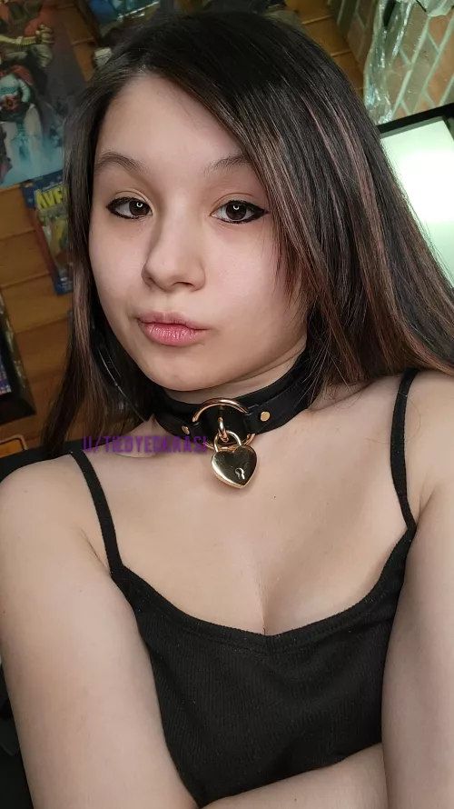 My face when I'm trying to keep eye contact being as introverted and awkward as I am by tiedyedkrasi