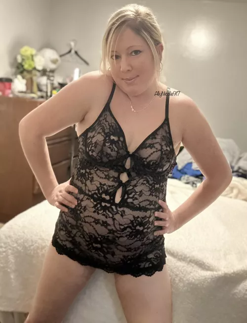 My mom bod in lace by AllyNicole917