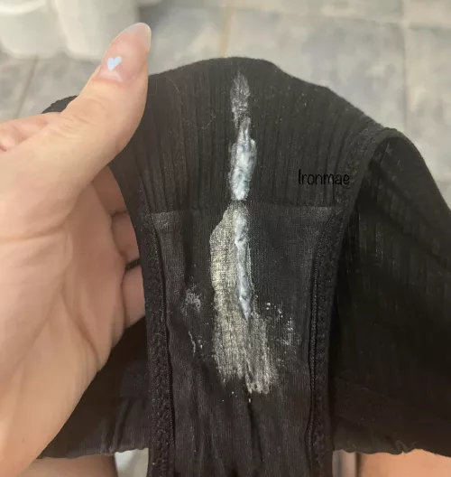 Ooey gooey goodness by ironmae