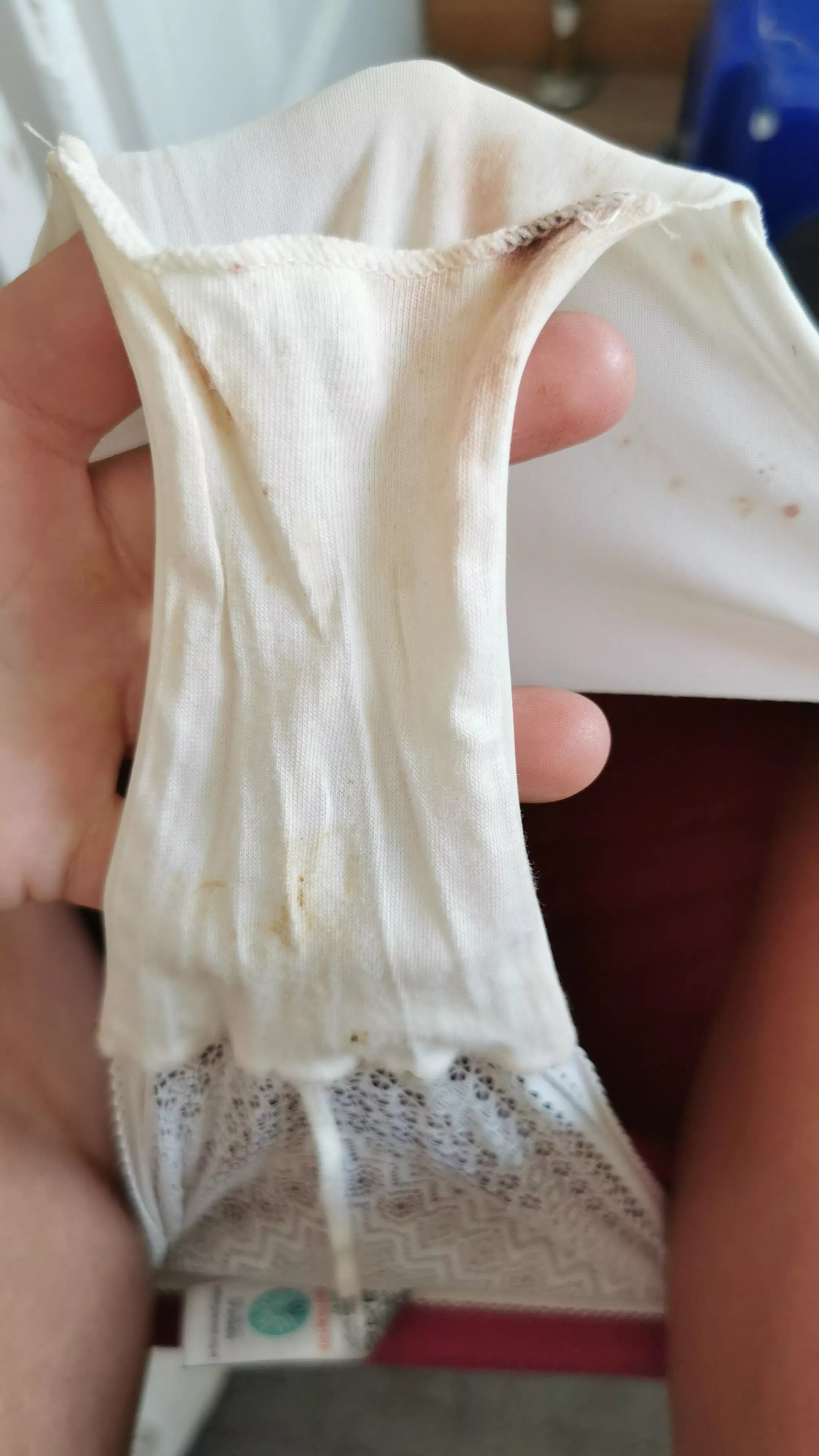 Oops nearly lost these in the gym earlier after my shower they were on the toilet floor 🤭 posted by theamberpreston