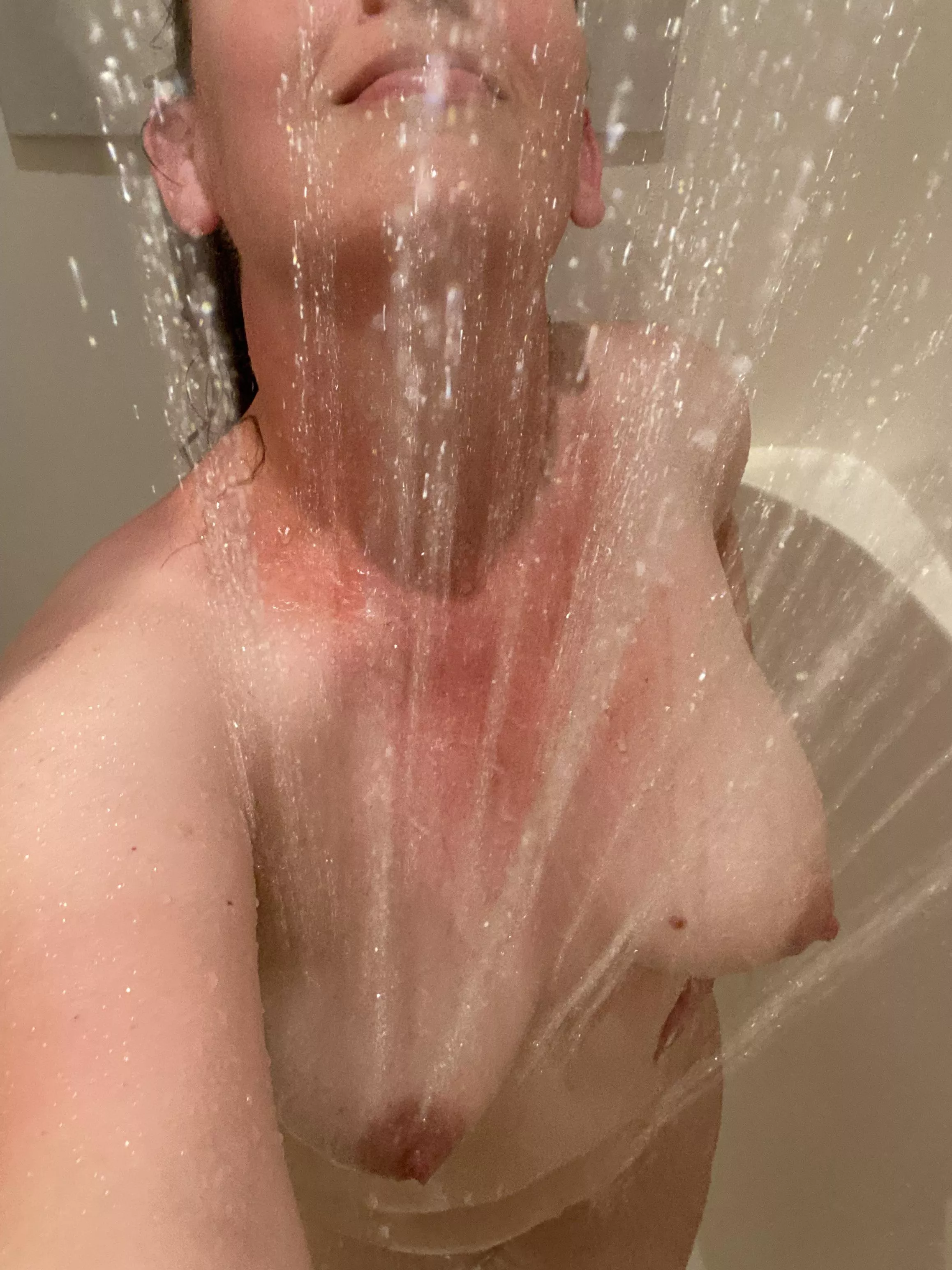 Spa shower shenanigans 🚿🧼 posted by Peaches_6699
