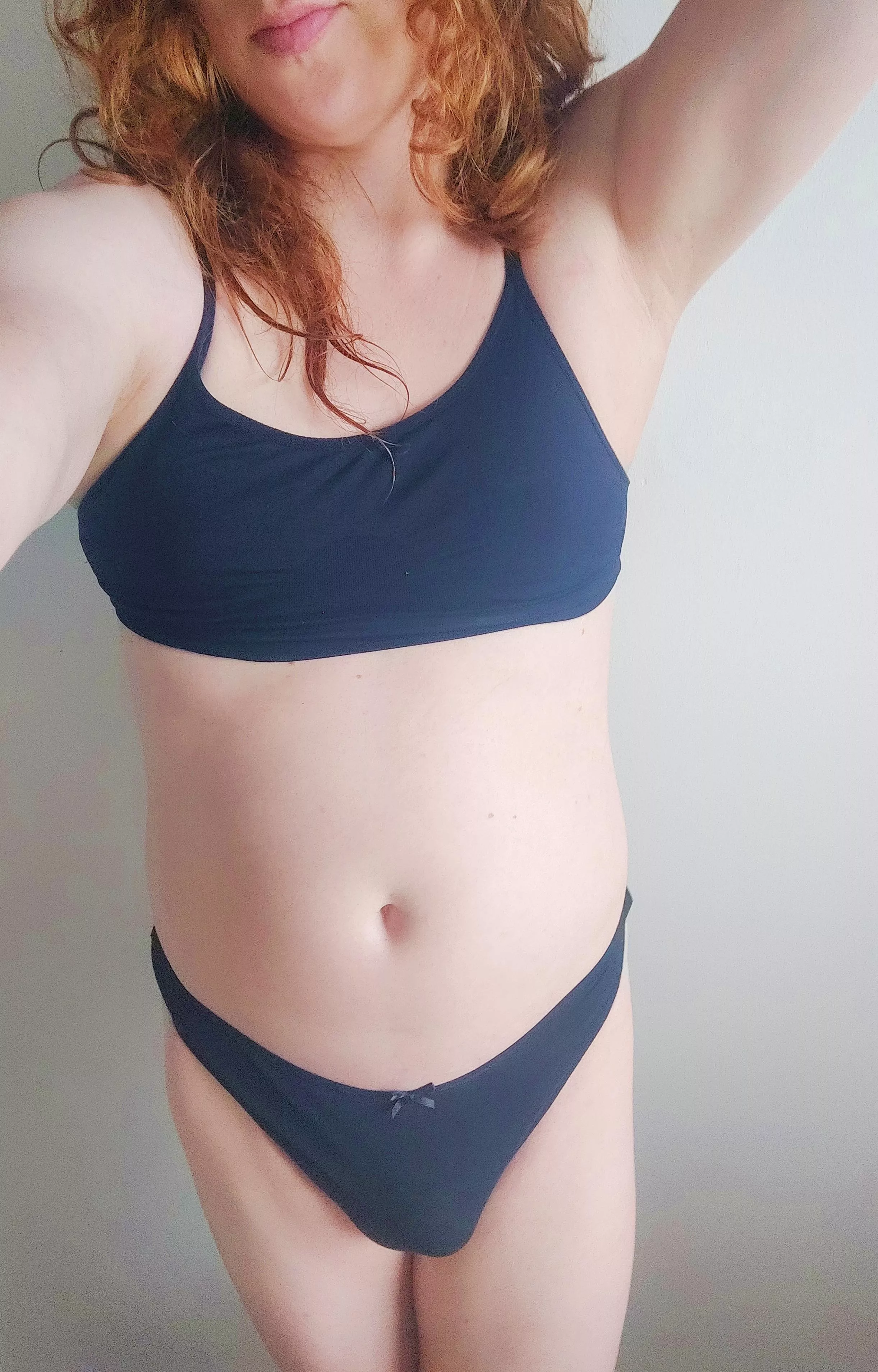 Tiny bulge 🤭 posted by xAmoraxx