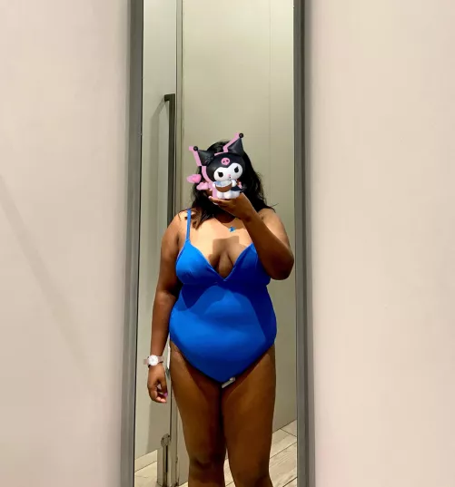 Vacation shopping. More to cum. [F] by chocolava-licious