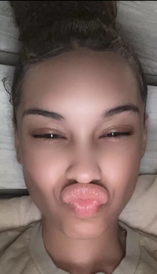 Amber by Strang3rThingz