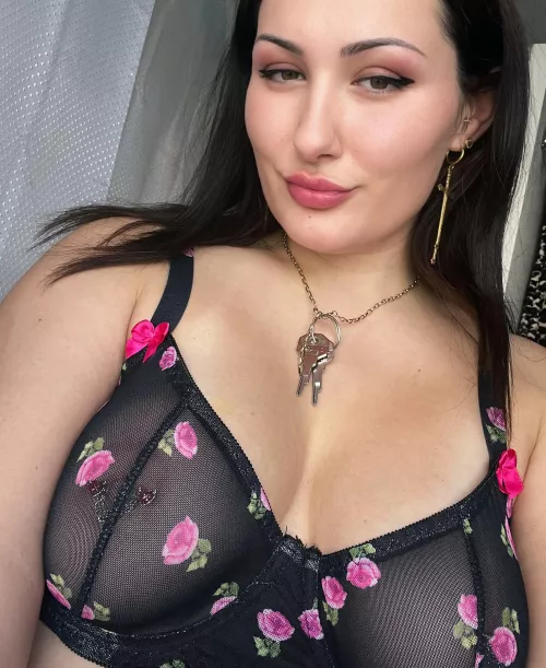 Ever been put in chastity by a British domme ? by artistic-mistress