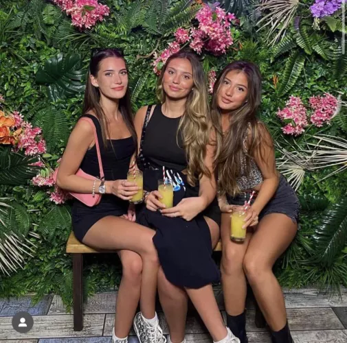 Fine girls by External_Algae_4264