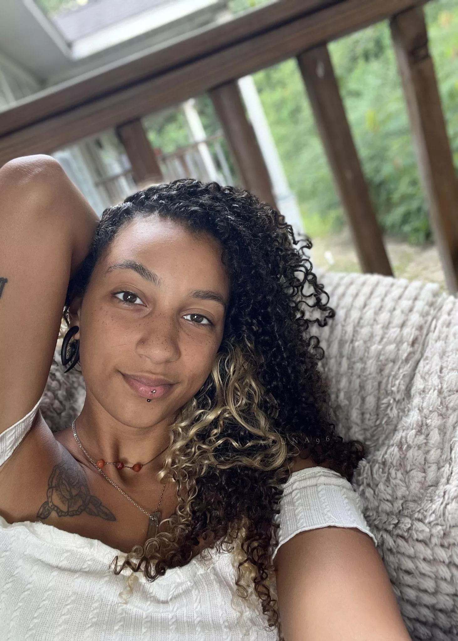 Freckle-y and kinda sunburnt hehe posted by avaluna96_