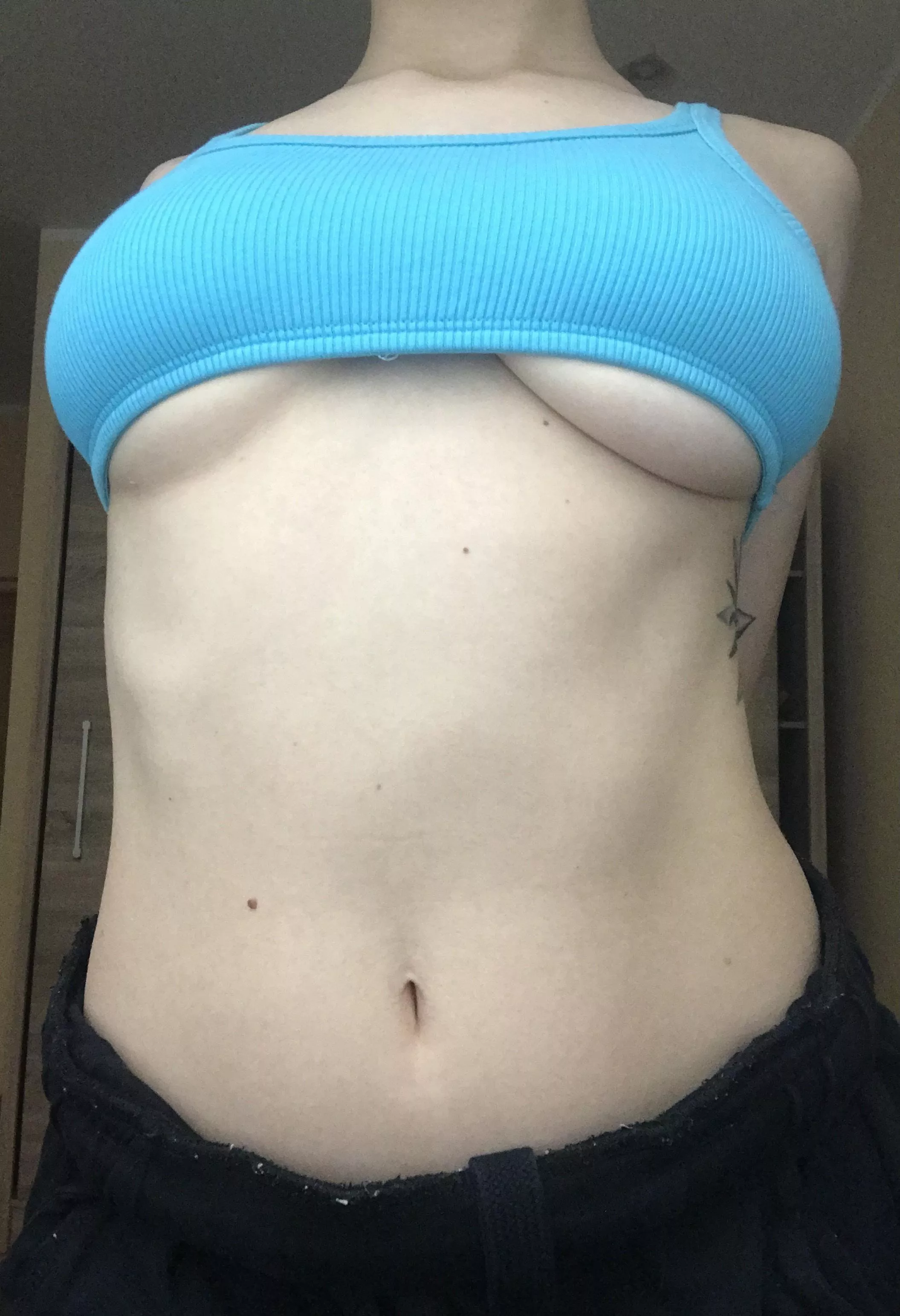 Blue underboob morning vibes posted by ArtsyLilly