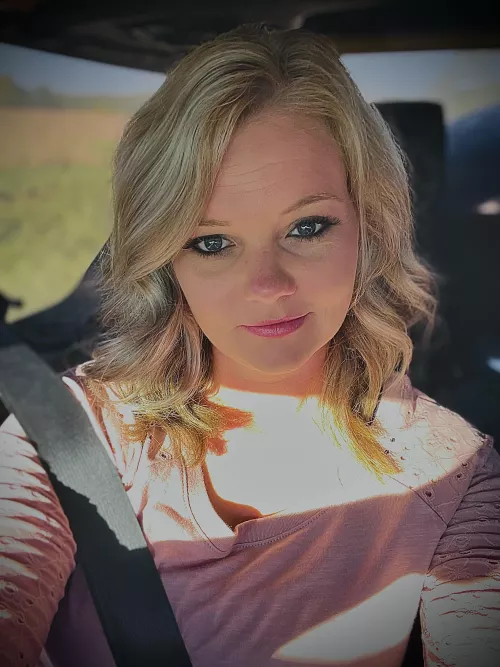 First timer. Have some rules but we’re curious. 9” and up. What do we think??????????????????????? Mainly interested in fit, white, black. Open to options. by BigLittlePin