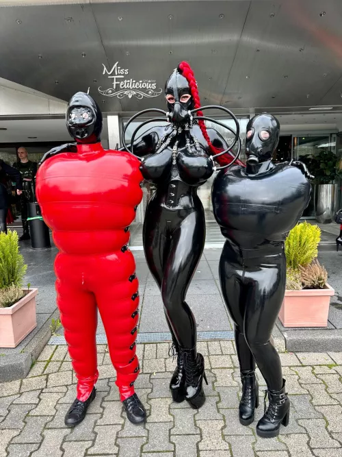 Going for a walk with my 2 rubber pets 🖤❤️ by Miss_Fetilicious